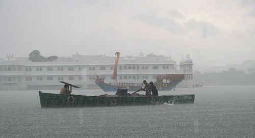 Trayaan : Heavy monsoon rains in many parts of India – Not a good time to go touring to many places