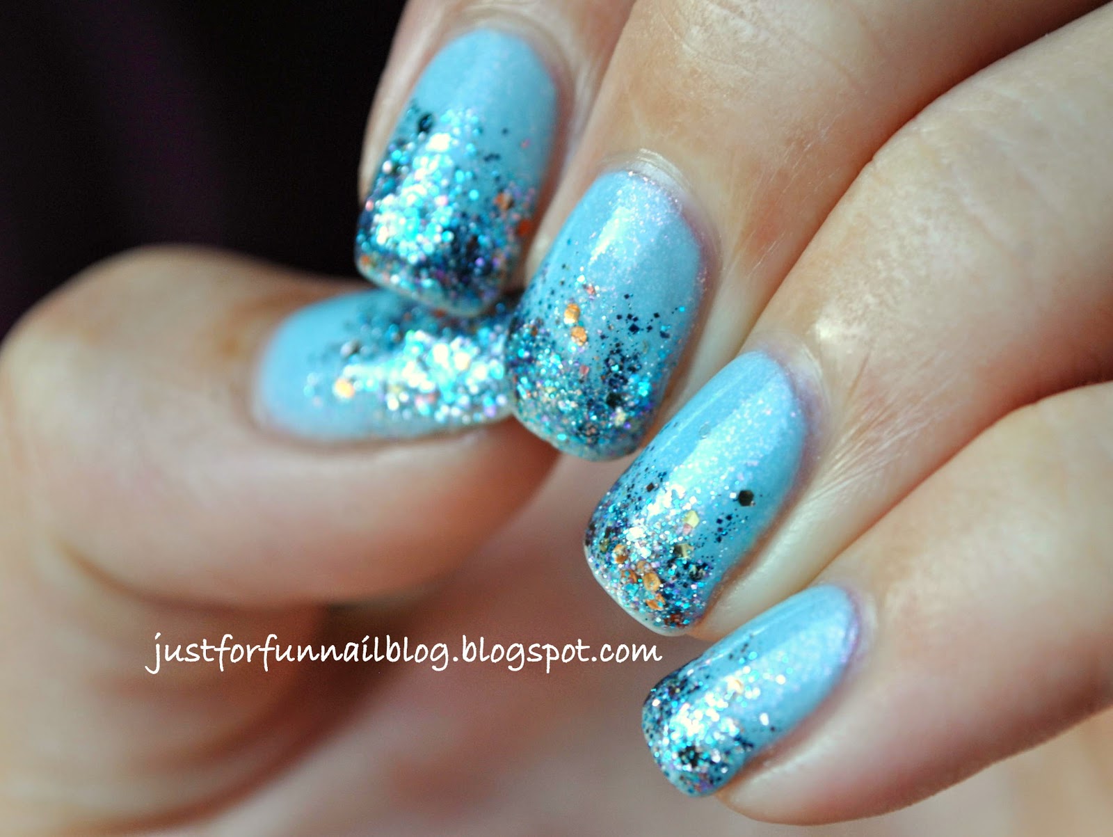 Light Blue Glitter Gradient with Shimmer - Jeniffer