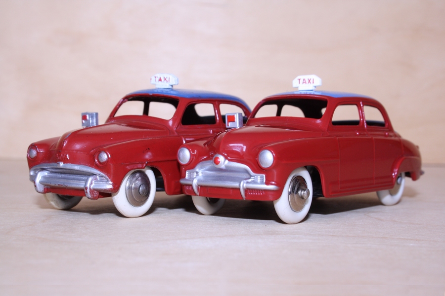 Aroutcheff Simca Aronde 1956 Taxi – Blake & Mortimer – Résin