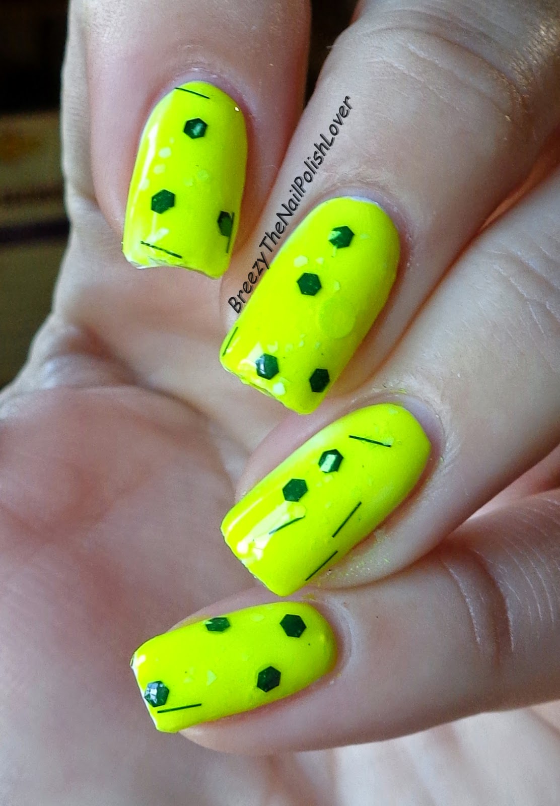 BreezyTheNailPolishLover Cutting Edge Nails Review/Swatches