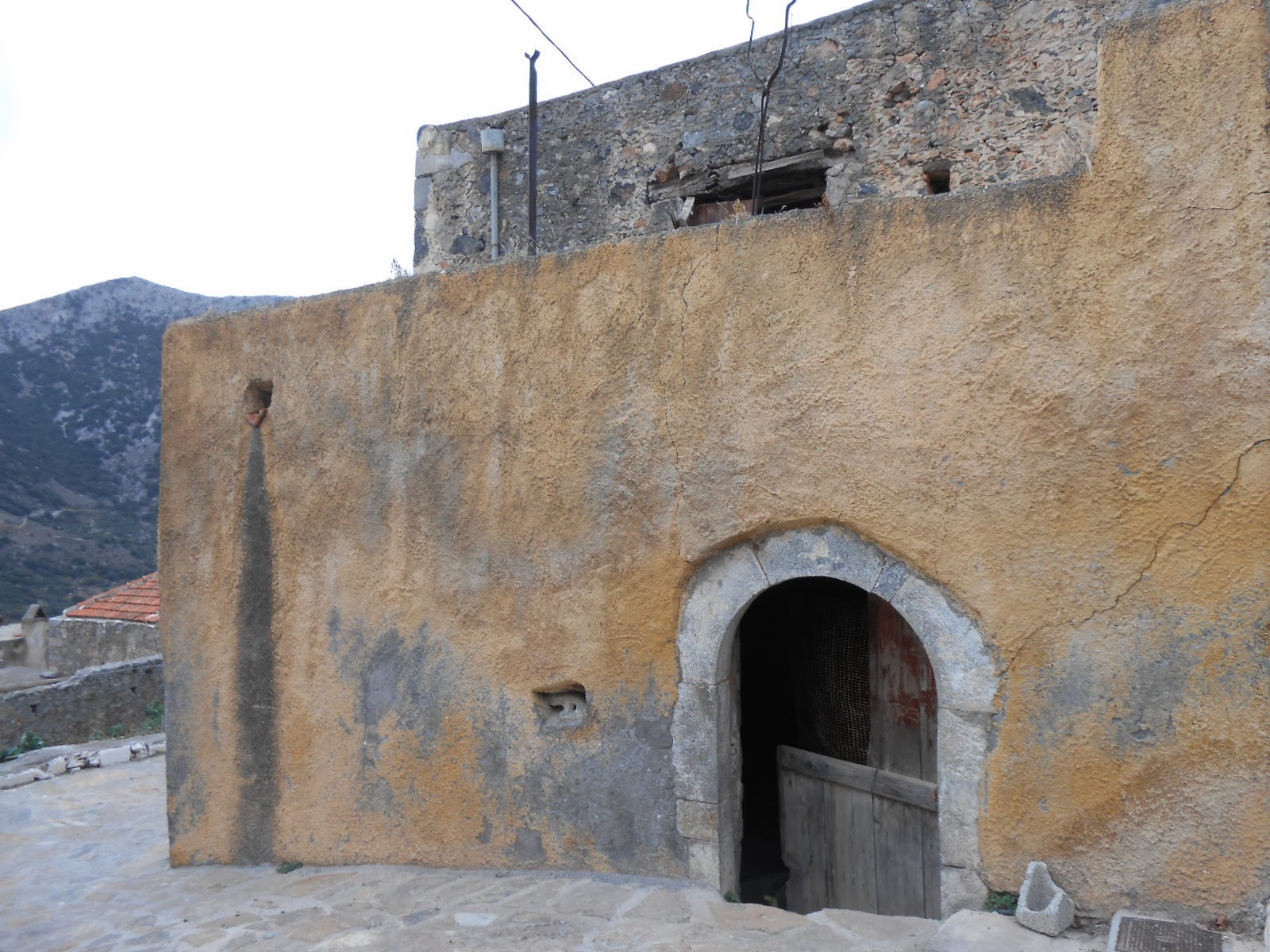 Jane's Vrahassi: A Walk Around Vrahassi