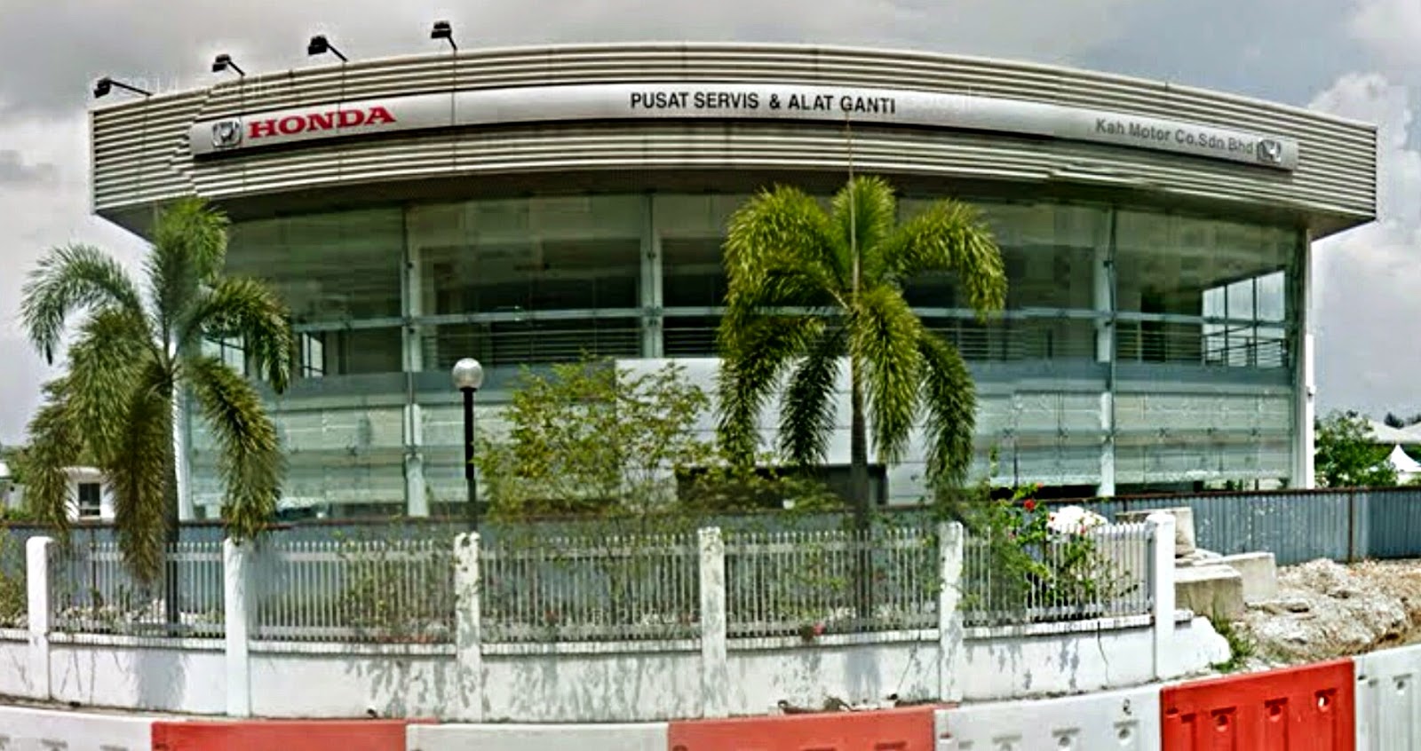 Honda Service Centre Ampang / Honda 3S Shop in Munoz - YouTube - Honda