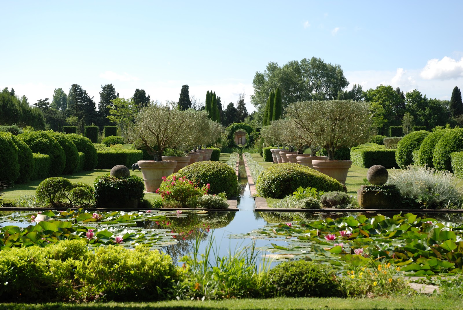 Dankzegging dump Oppervlakte The Provence Post: Five Gorgeous Provence Gardens to Visit