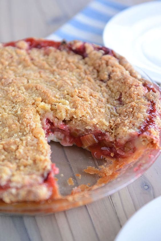 Strawberry Rhubarb Pie Recipes for Dinner