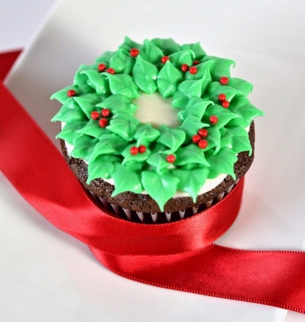 Cupcakes for Christmas – 25 ideas for cool toppings