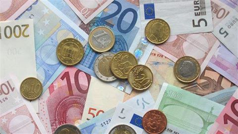 Was machst du mit Geld? Was machst du mit Geld?