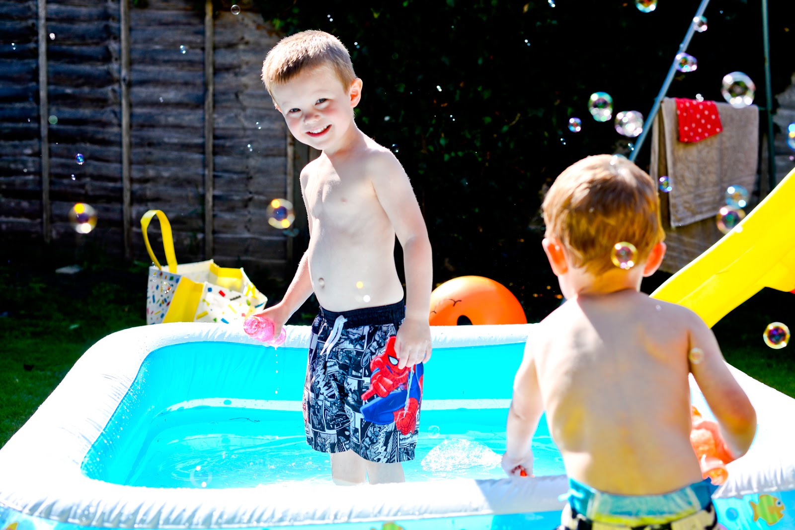 paddling pool for garden, summer days, summer family days, fun garden toys for kids,