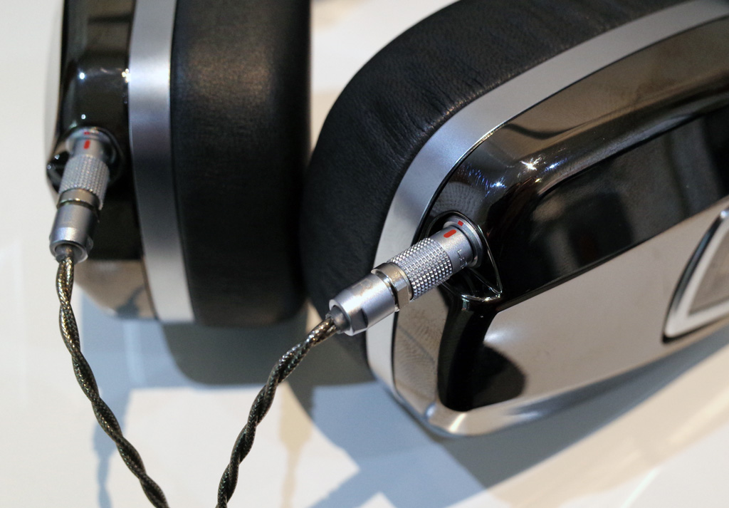 Sandal Audio: いろいろ試聴記④ Ultrasone Edition 8 EX Sandal Audio: いろいろ試聴記④ Ultrasone Edition 8 EX