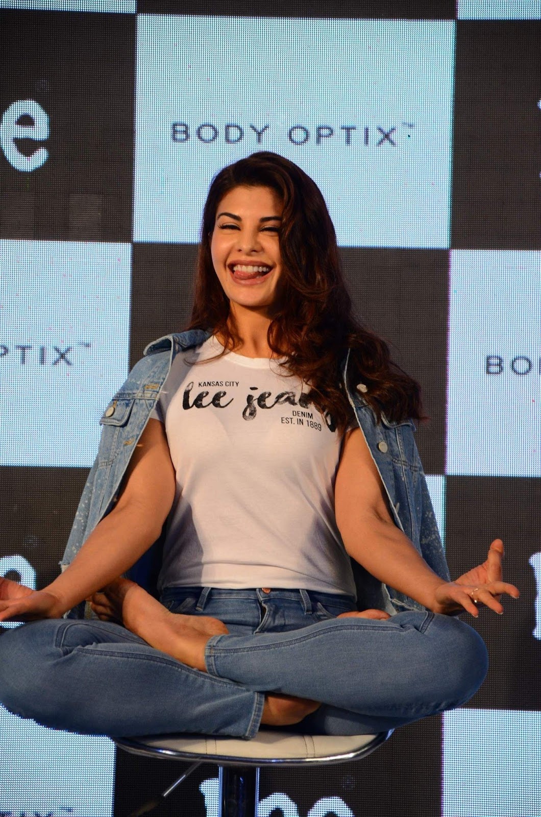 Jacqueline Fernandez Puts Her Stunning Figure On Show As She Launches Lee Denim Stores In India As Brand Ambassador