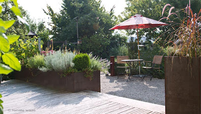 Gartenplanung Vorgarten, Gartenumgestaltung Vorgarten - Vorher - nachher - Garten 2 Jahre nach der Umgestaltung - Gartenplanung Renate Waas