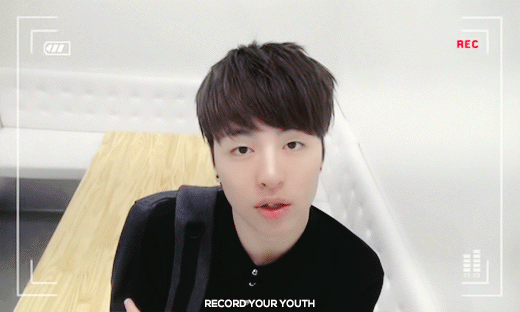 아이콘에서 의외로 덕후몰이 하는 멤버 | 인스티즈