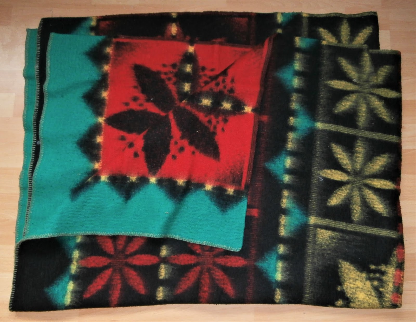 Vintage Retro Blankets Museum Blankets from the '50s, '60s and '70s