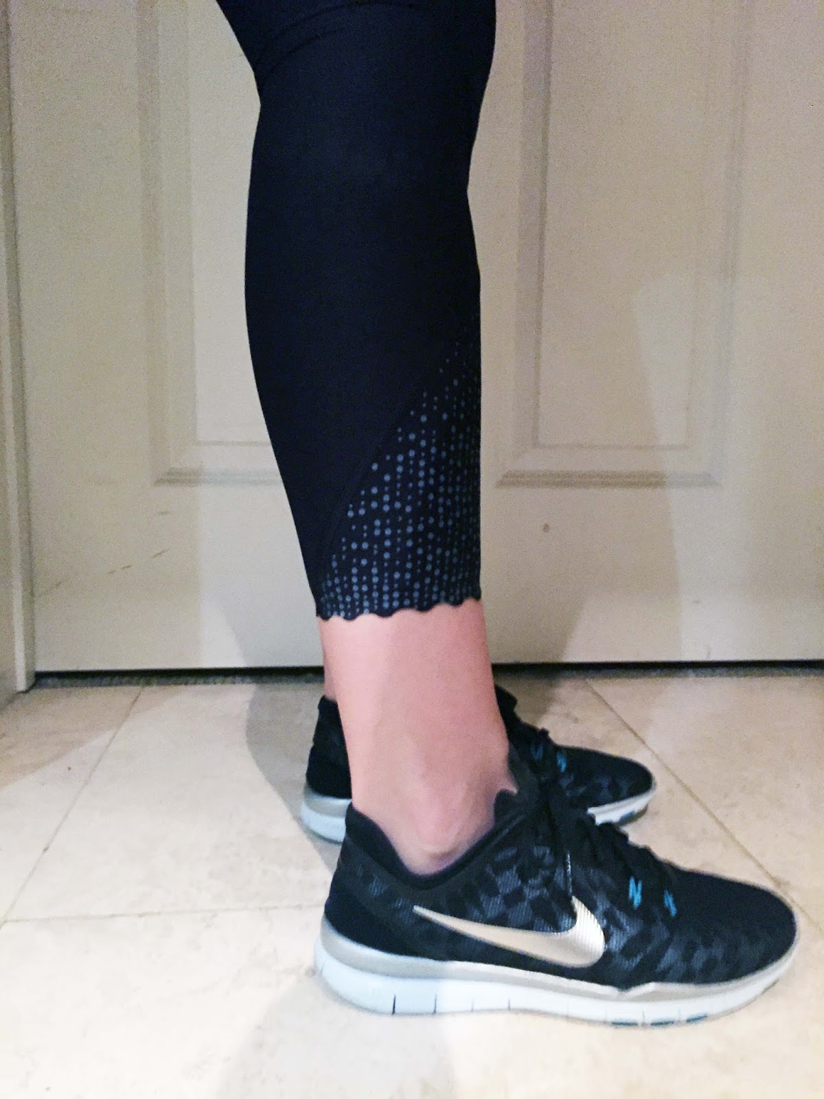 My Superficial Endeavors: From Vancouver: Lululemon Tight Stuff