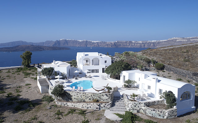 Seascape Suites, Santorini by architectural studio STONES & WALLS