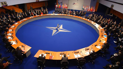 Turquía convoca reunión de urgencia de OTAN tras derribo de caza ruso