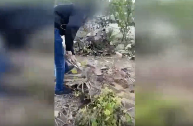 فيديو -اعتقال شاب عربي من الرملة بعد أن قام بتوثيق نفسه وهو يحفر قبر لأُخته