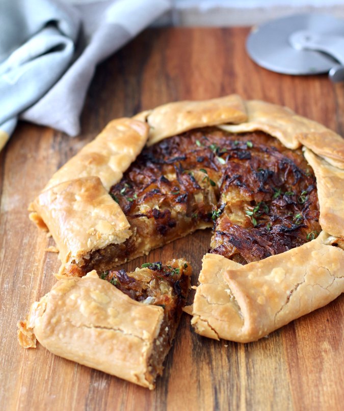 Sweet Onion Galette with Parmesan and Mascarpone #galette