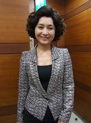 Profil Pemain Drakor What’s Wrong With Secretary Kim TRANS TV