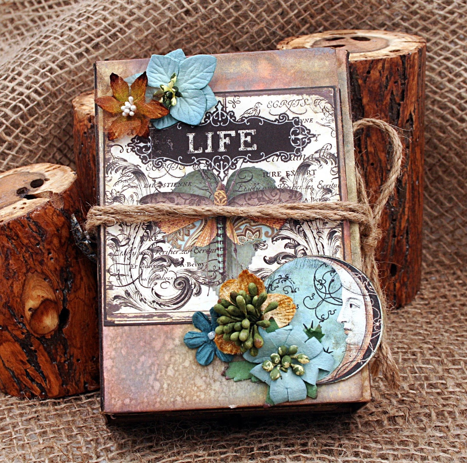 Scrap, Travel, and Bark! Wrappd Journal Tutorial for Eileen Hull Designs