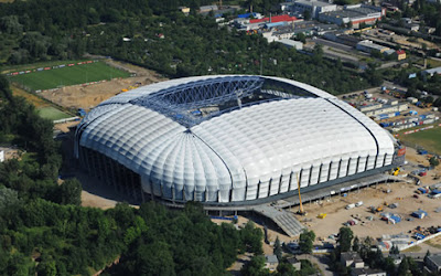 Municipal+Poznan+Stadium+in+Poland+(Euro+2012).jpg