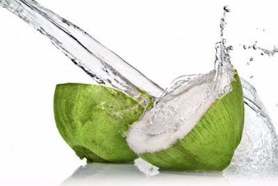 13 Benefits of Drinking Coconut Water for Health