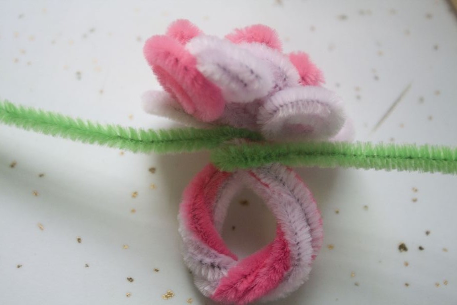 How to Make Pipe Cleaner Flower Rings Life with Moore Babies