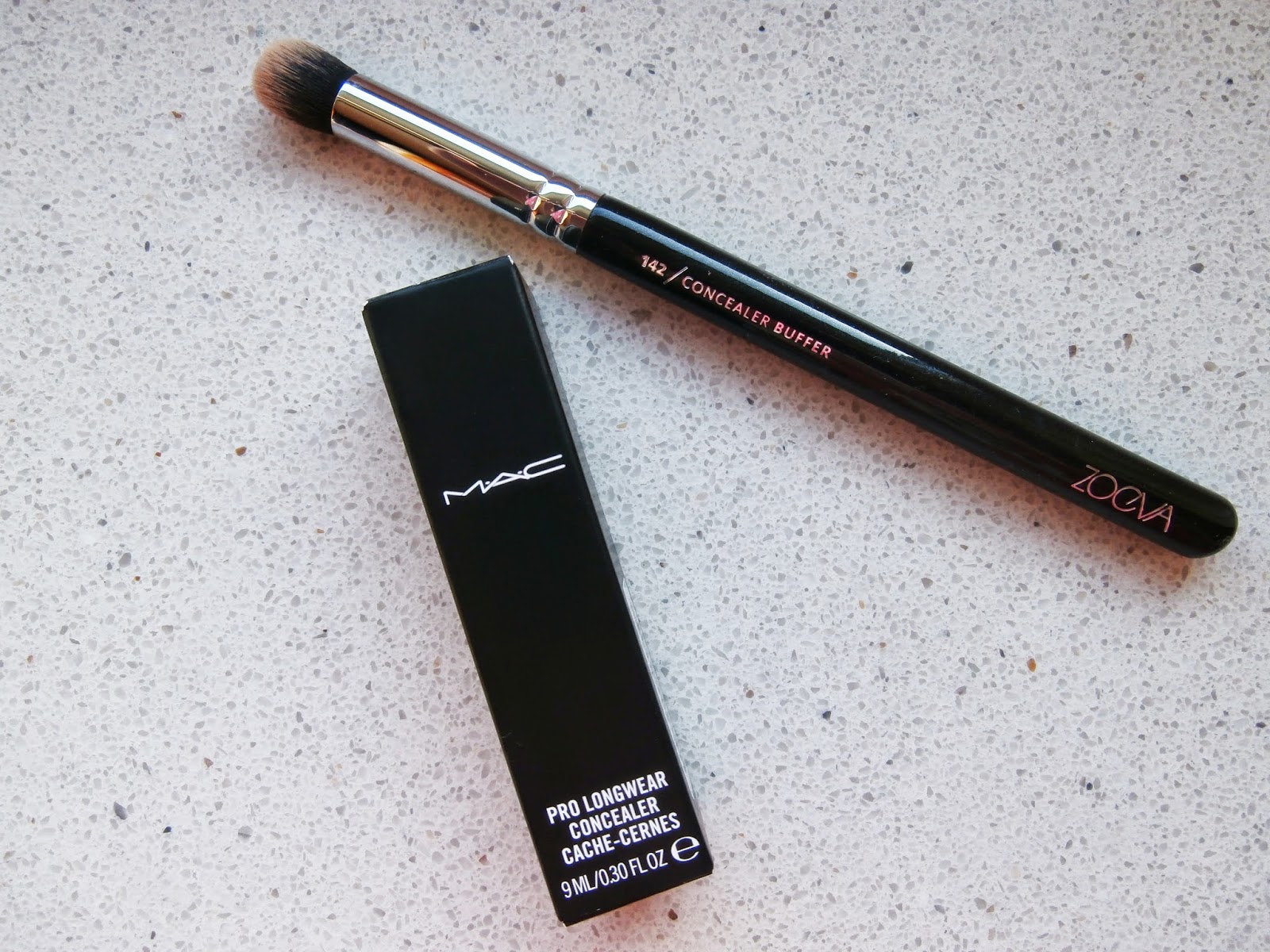 Miss CocoBlue: Review | MAC Pro Wear Concealer in NC15