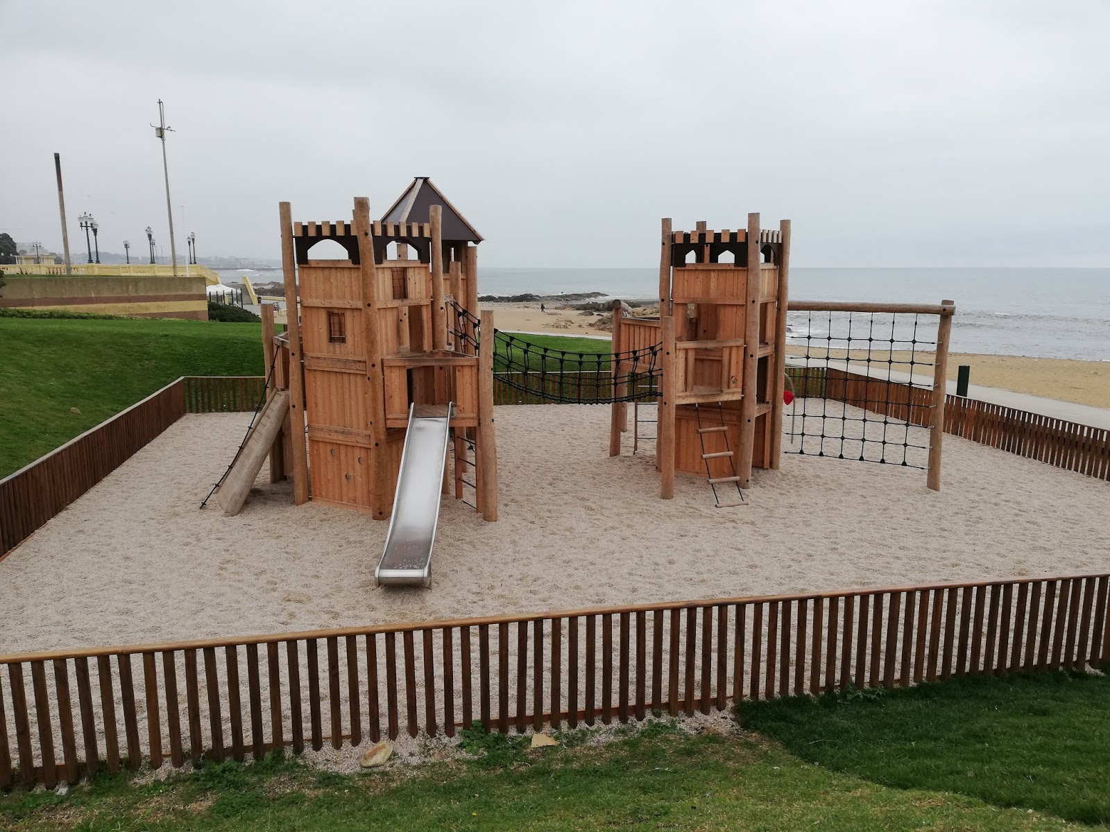 Parques Infantis 12 Praia do Homem do Leme Parques Infantis 12 Praia do Homem do Leme