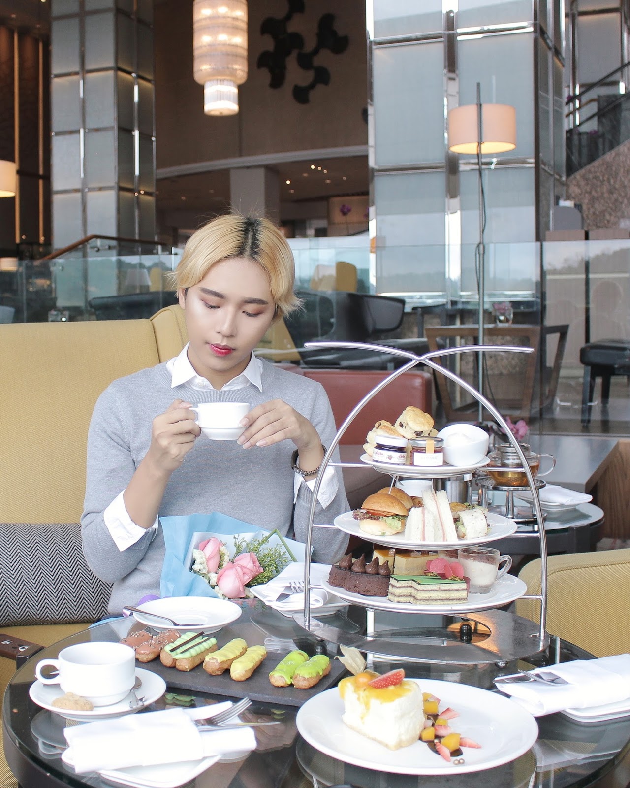 The Lounge, Hilton Kuala Lumpur Afternoon Tea Set Review FISHMEATDIE