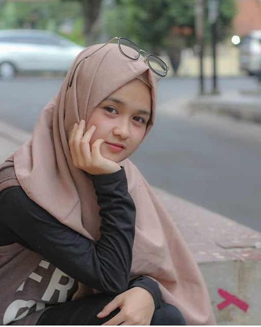 Beautiful Young girl In Hijab