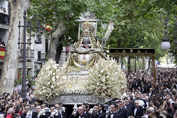 Horario e Itinerario Procesión de la Virgen de las Angustias este Domingo en Granada Horario e Itinerario Procesión de la Virgen de las Angustias este Domingo en Granada