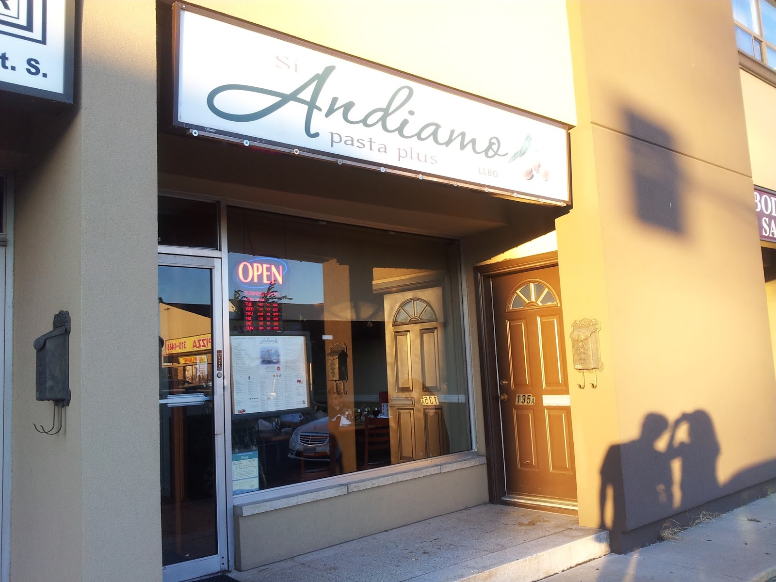 The Food Sisterhood Restaurants & Recipes REVIEW Si Andiamo