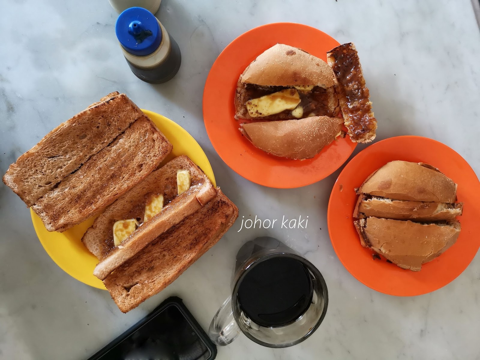 Original KTM Kluang Rail Coffee, Johor. Still the Same since 1938 Tony