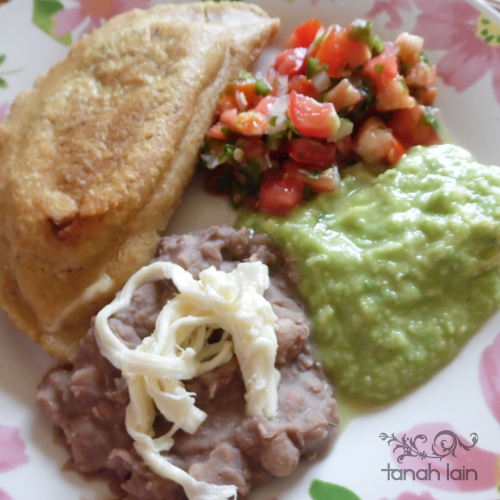 Quesadillas de Flor de Calabaza