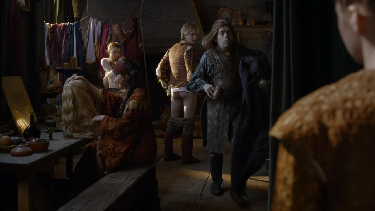 Rob Callender nude in Game Of Thrones 6-05 "The Door" .