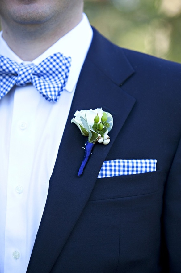 Inspiration for weddings, invitations and stationery Buttonholes for men