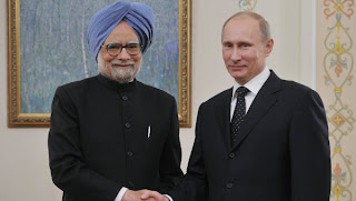 Vladimir Putin with Manmohan Singh