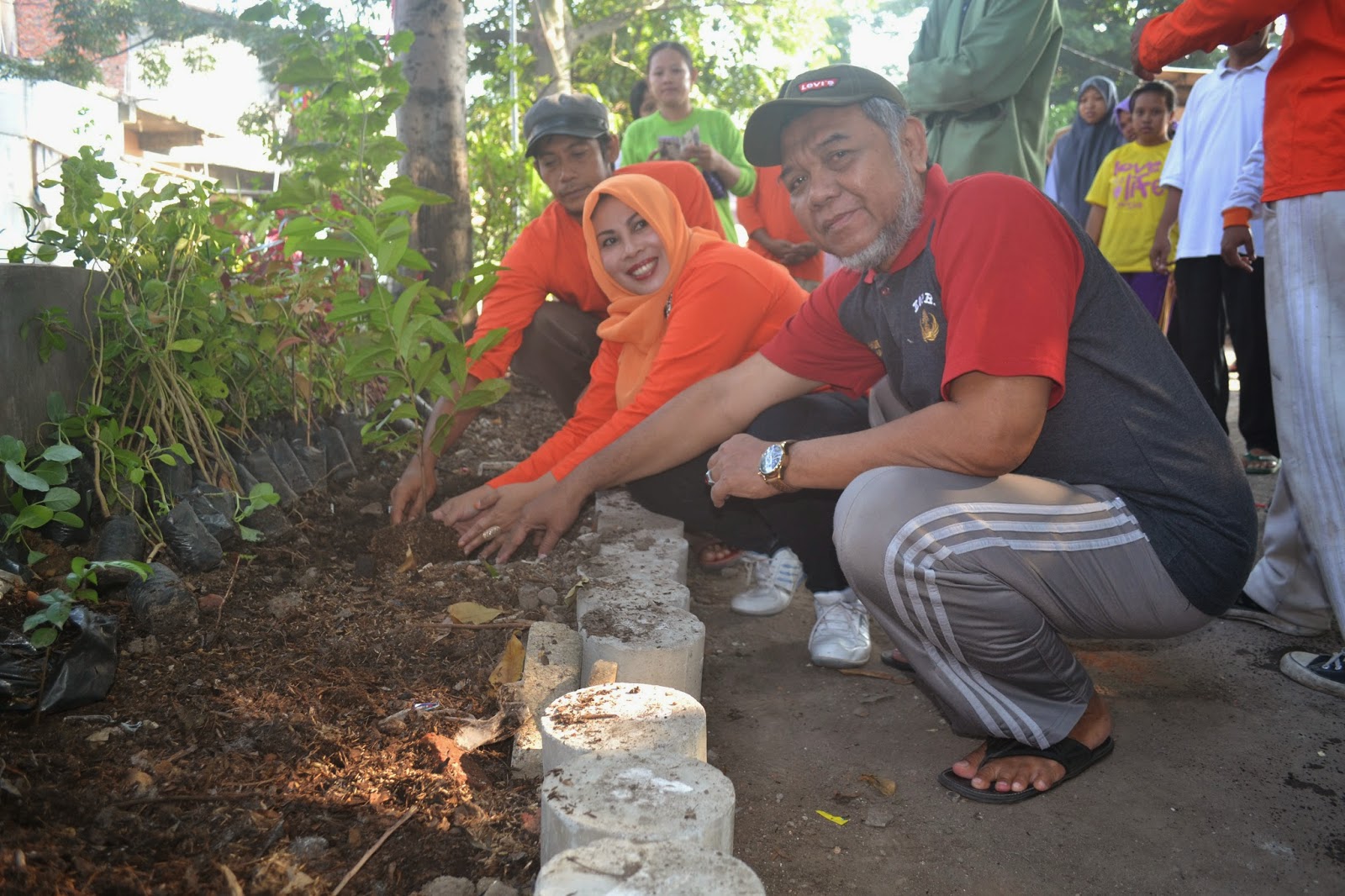 Kegiatan Pengabdian Masyarakat ~ HIMASIFO | Himpunan Mahasiswa Sistem