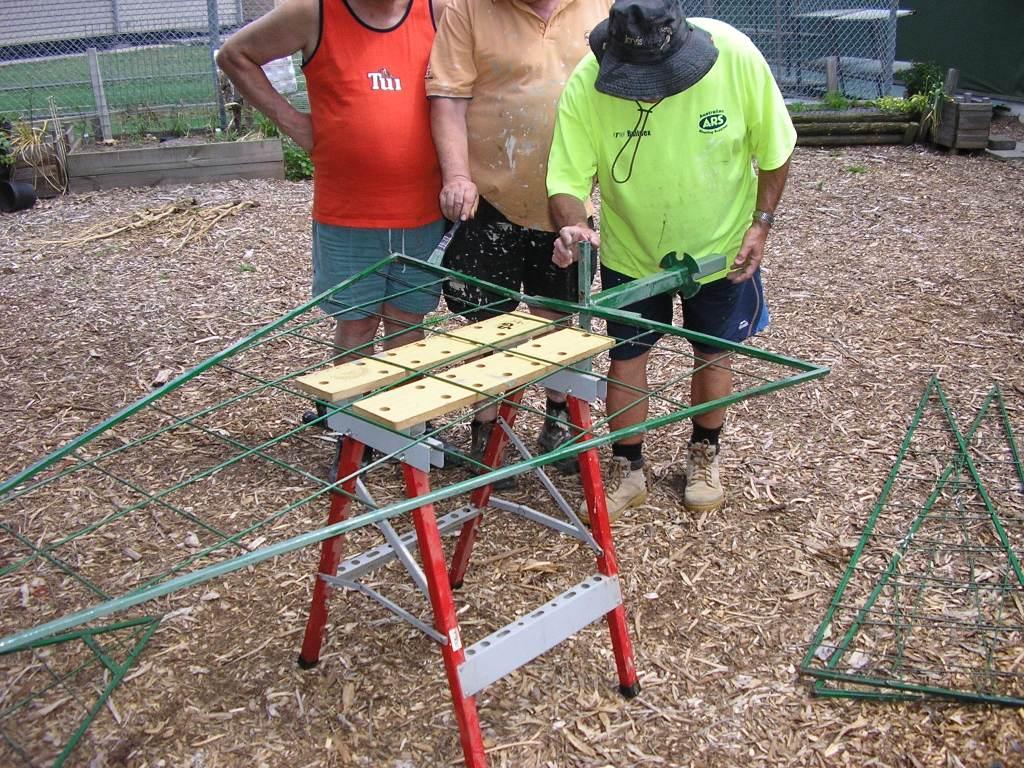 Keysmen Men's Shed Christmas Trees Project