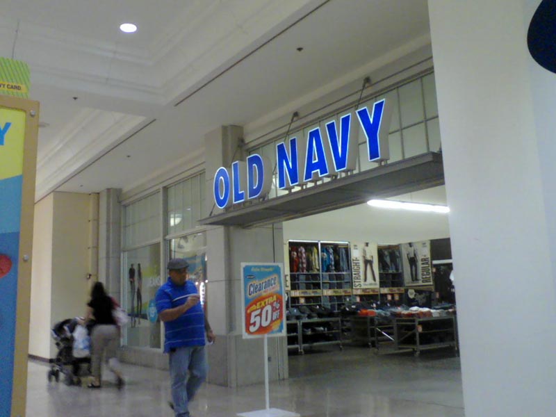Old Navy, which sometimes functions as a full junior anchor, holds a ...