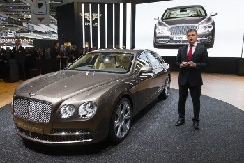 La Bentley Flying Spur che ha debuttato al Salone dell'Auto di Ginevra 2013