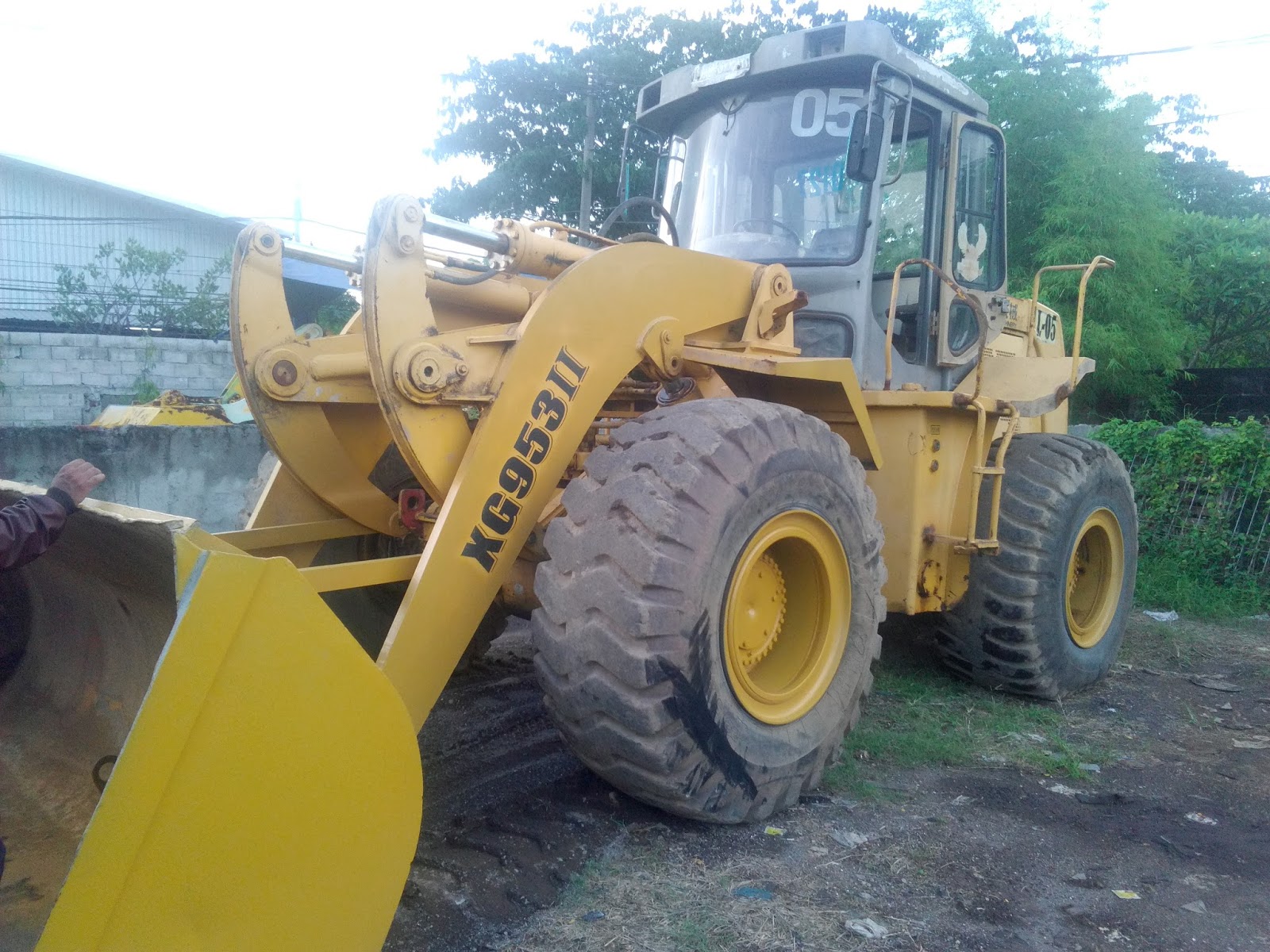 alat berat bekas 0812.1632.6088