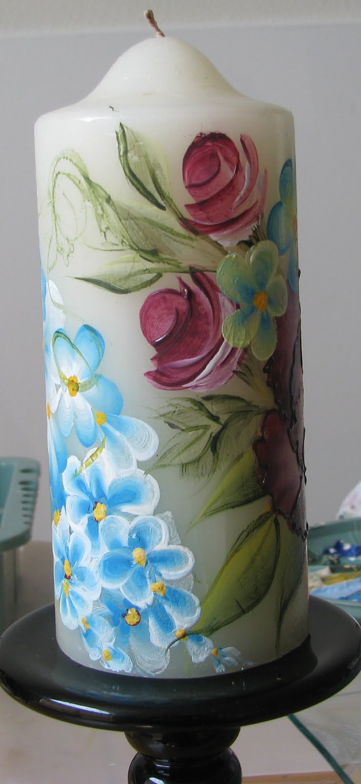 Prachee Agrawal, One Stroke Certified Instructor Roses on Charger Plate and Candles