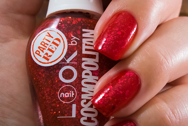 Naillook by Cosmopolitan 31446 Party Red over Cosmo red