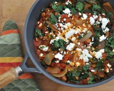Chickpeas with Tomatoes, Spinach & Feta