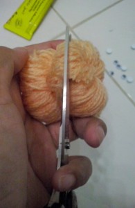 cara membuat boneka dari benang wol