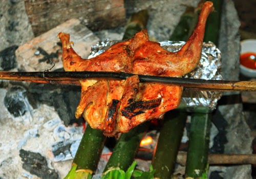Buôn Đôn Grilled Chicken with Lam Rice (Cơm Lam Gà Nướng)3