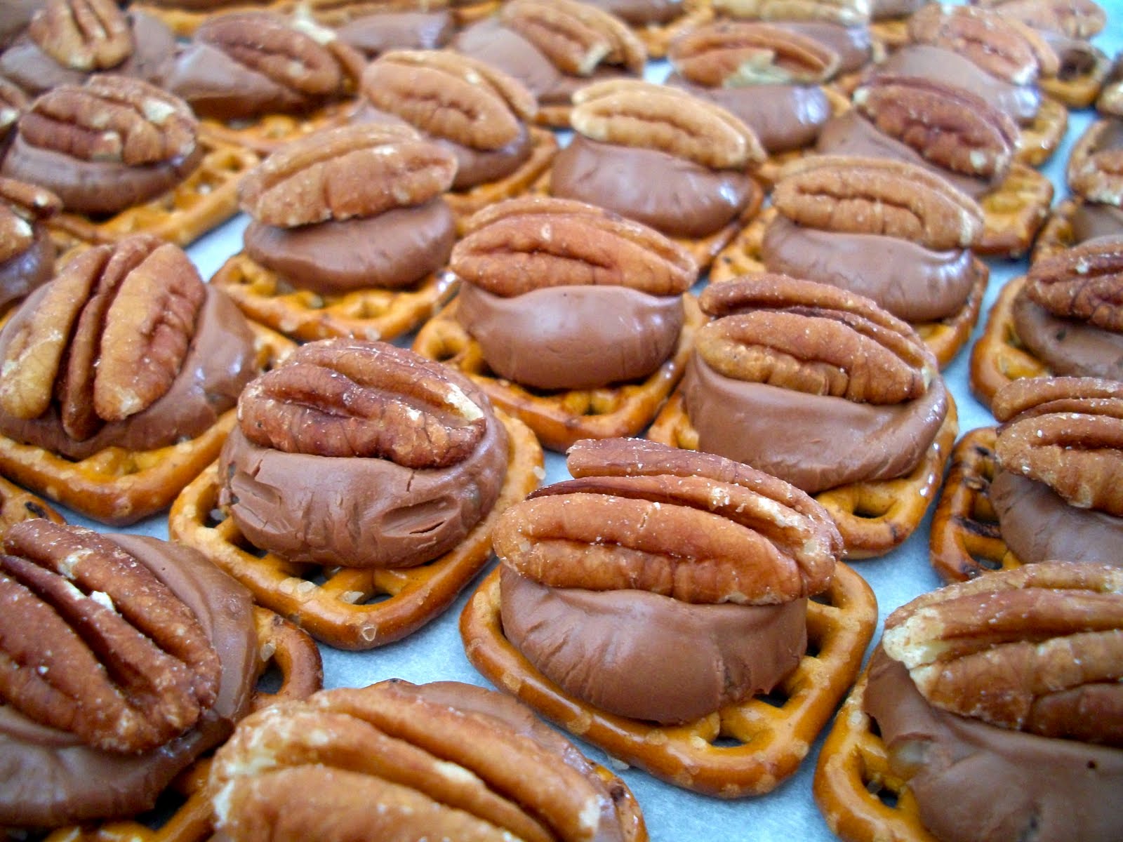 Brooke Bakes Chocolate Pecan Pretzel Bites