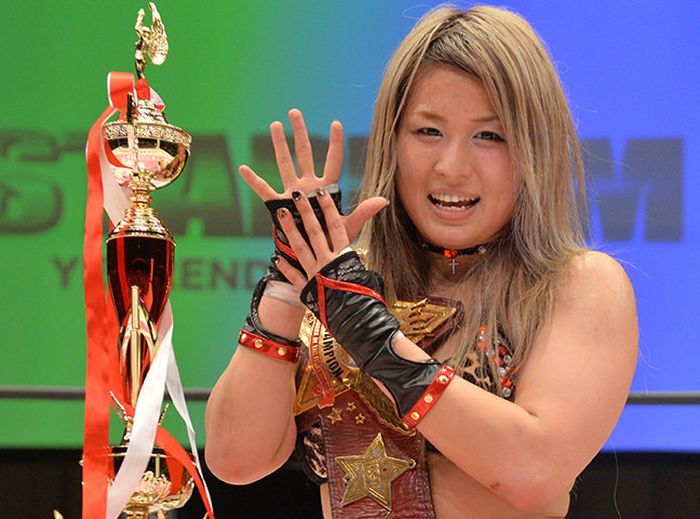 Japanese Female Wrestling: Io Shirai - Japanese Women Wrestling