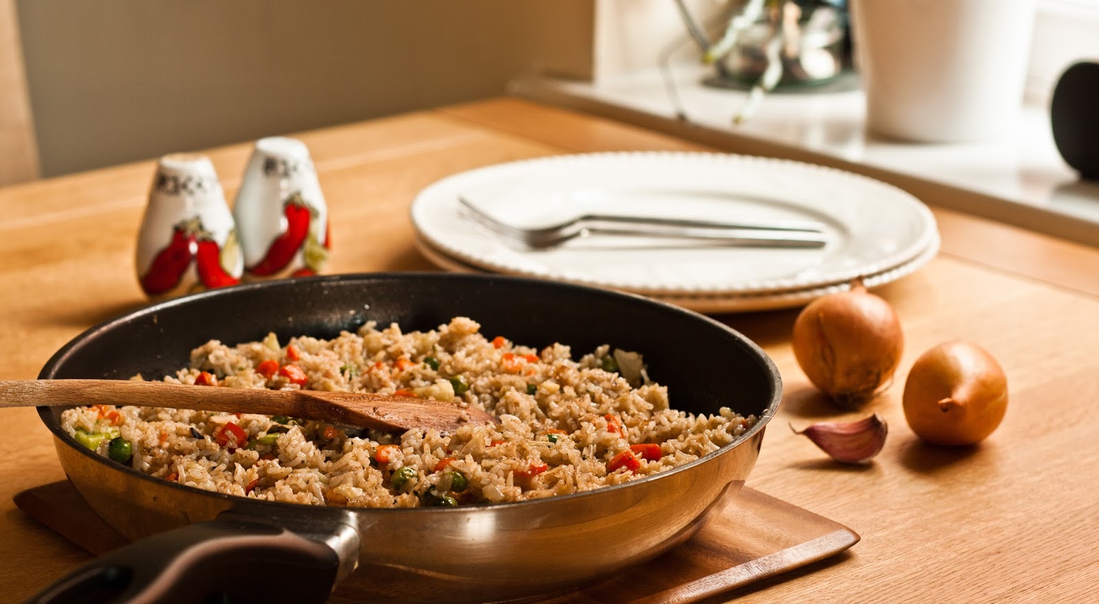 Tasty Mediterranean Eggless Vegetable Fried Rice